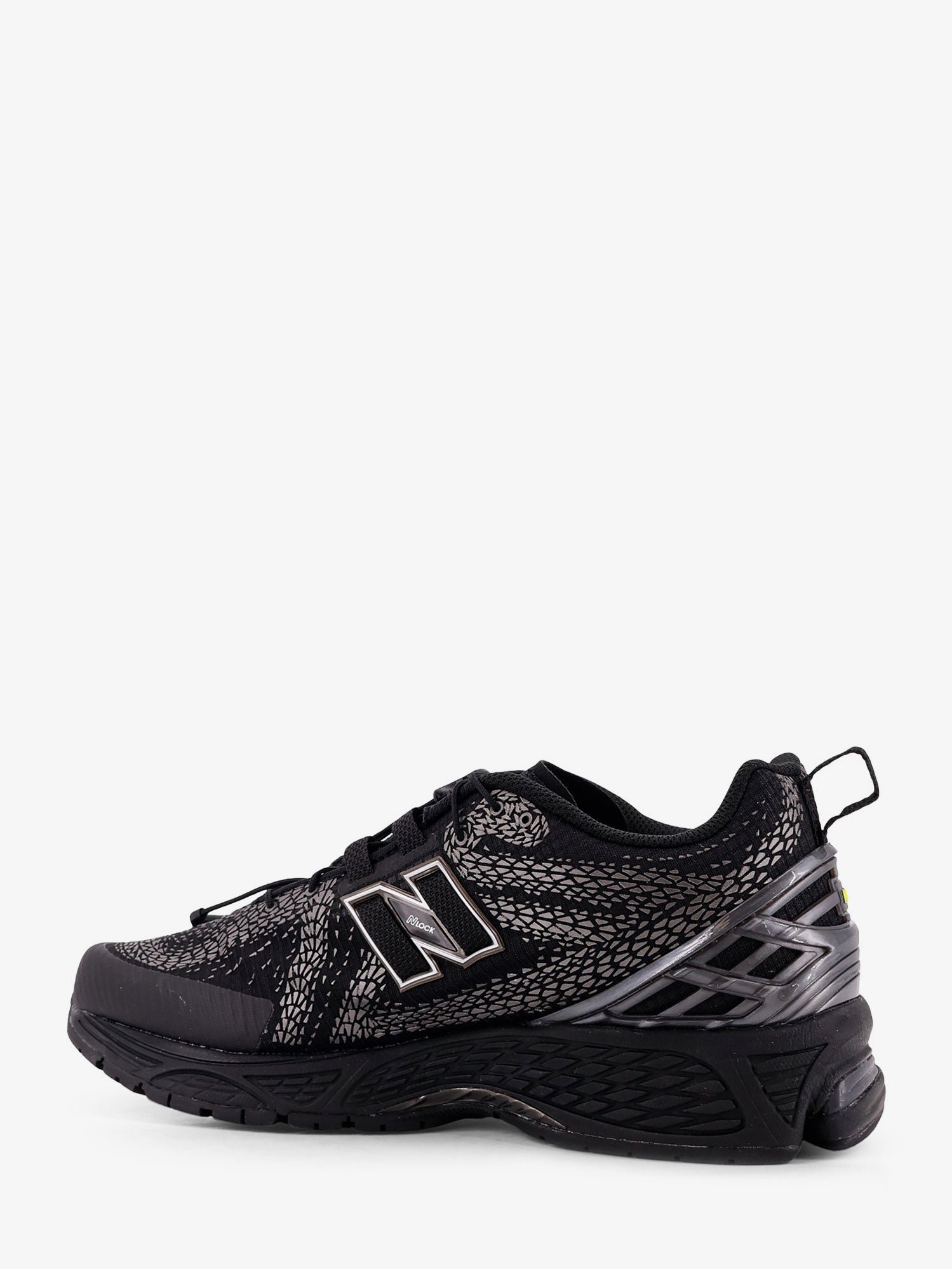 New Balance - Man - Black - Sneaker