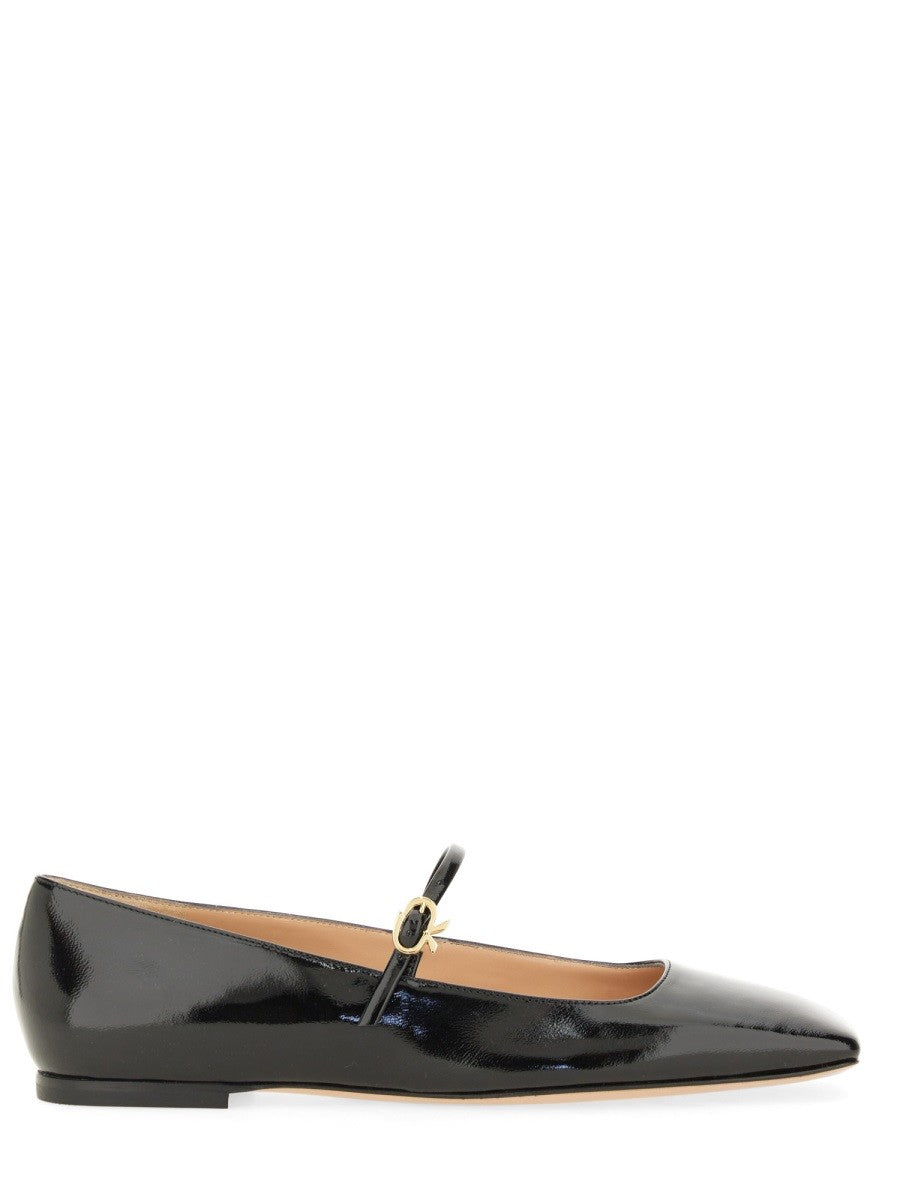 GIANVITO ROSSI - Woman - Black - Flat