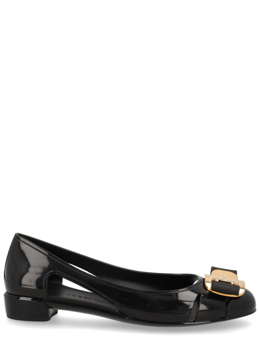 Ferragamo - Woman - Black - Flat