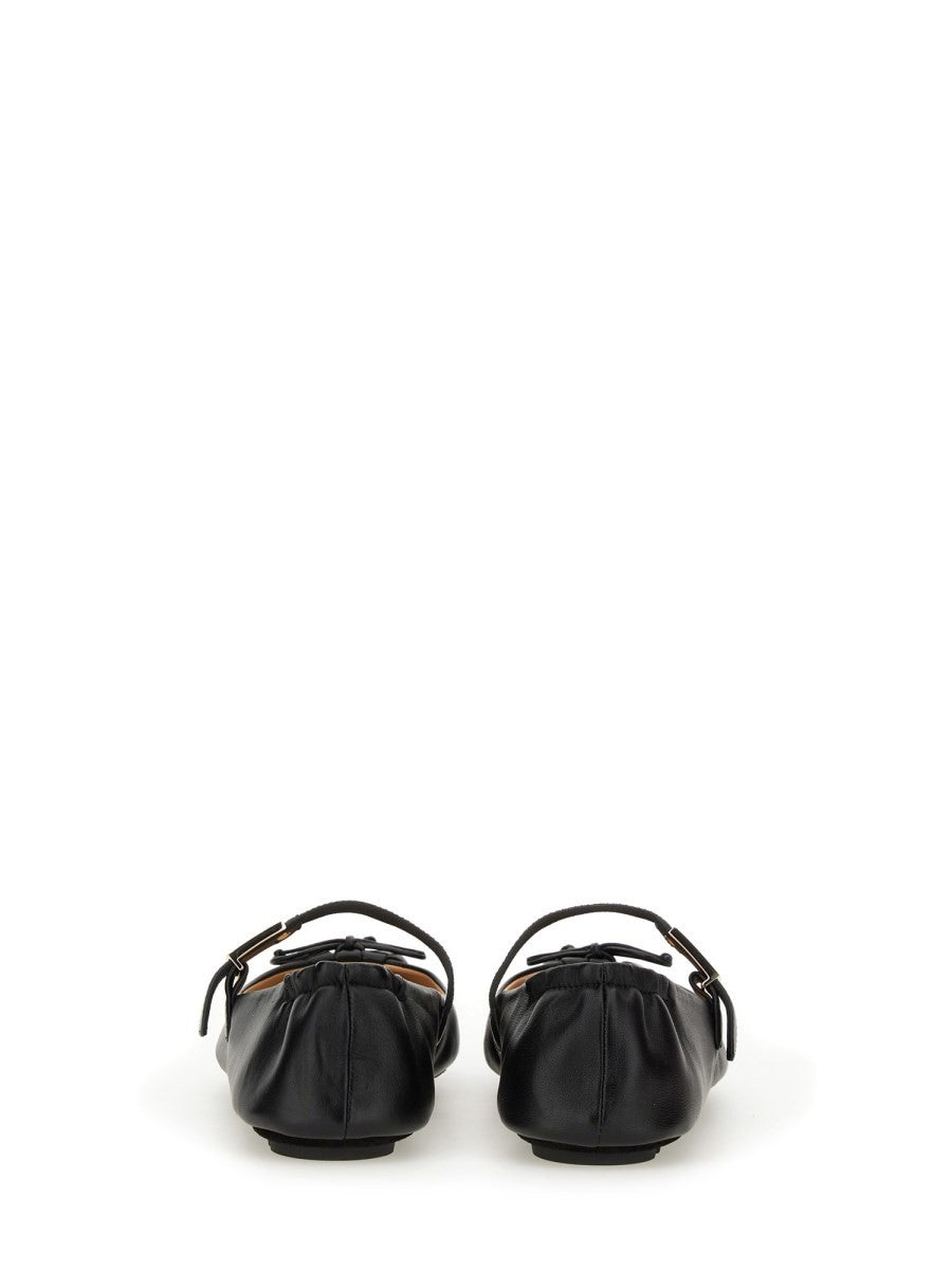 Fendi - Woman - Black - Flat