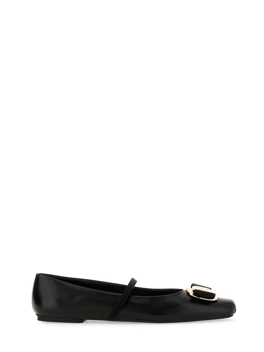 Ferragamo - Woman - Black - Flat