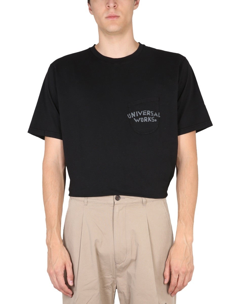 UNIVERSAL WORKS - Man - Black - T-shirt