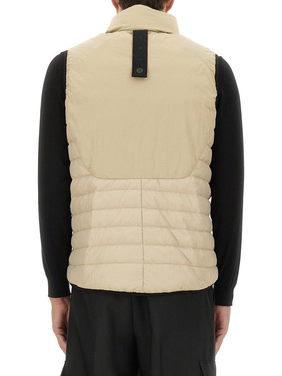 JG1 - Man - White - Vest