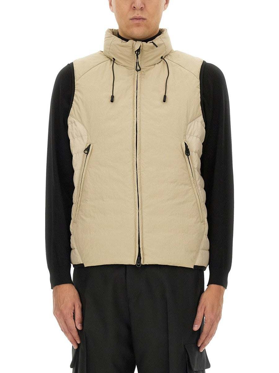 JG1 - Man - White - Vest