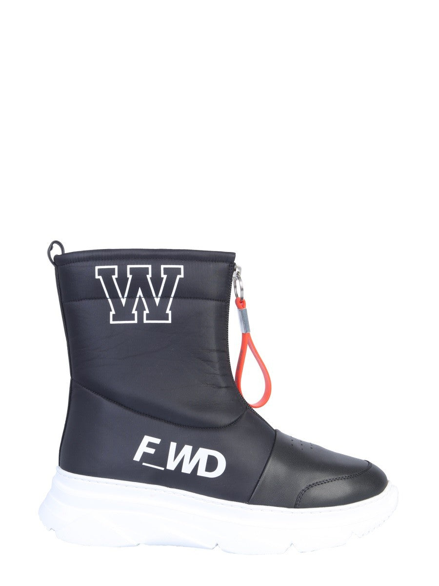 FORWARD - Unisex - Black - Boot
