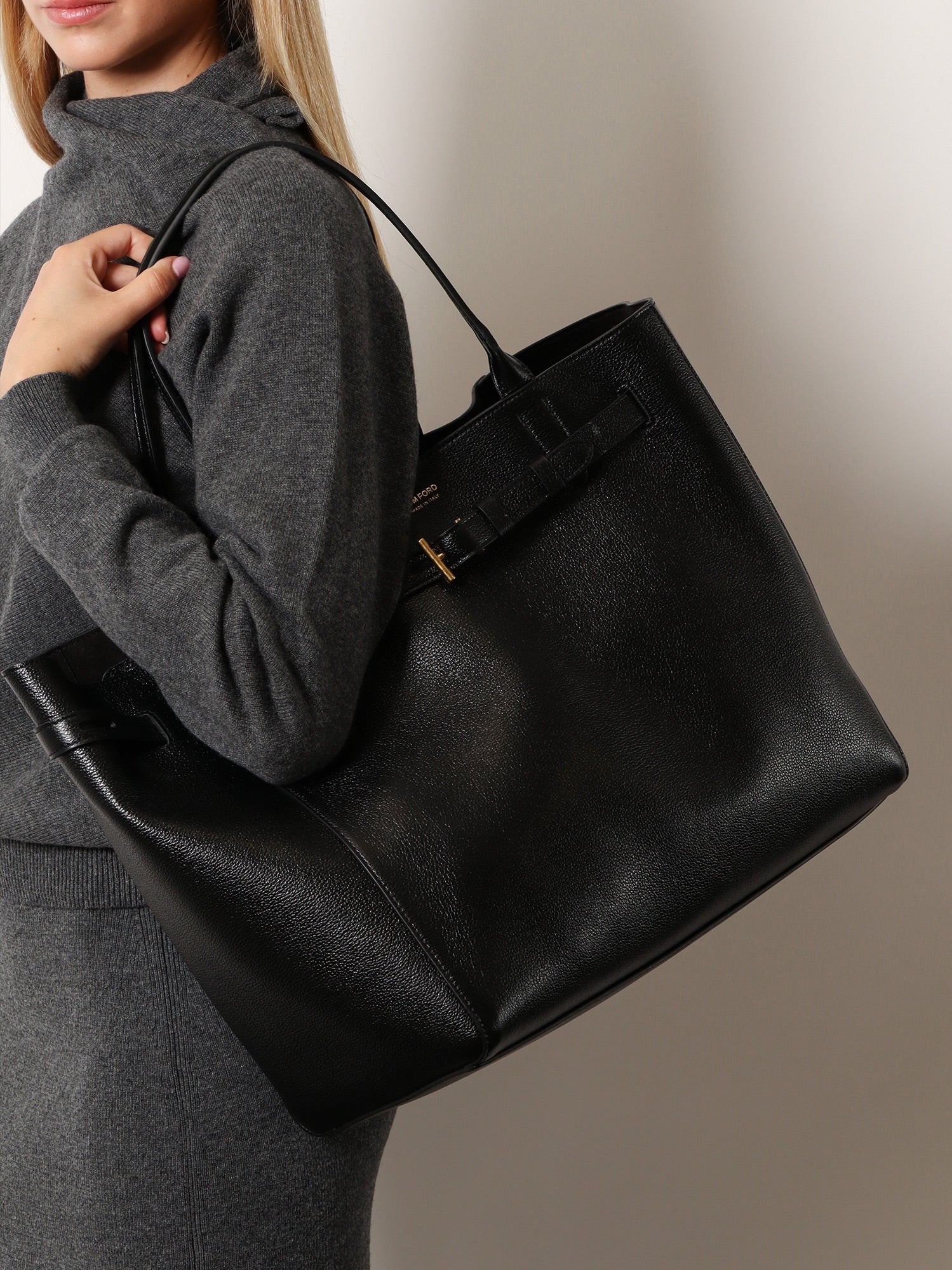 TOM FORD - Woman - Black - Shoulder Bag