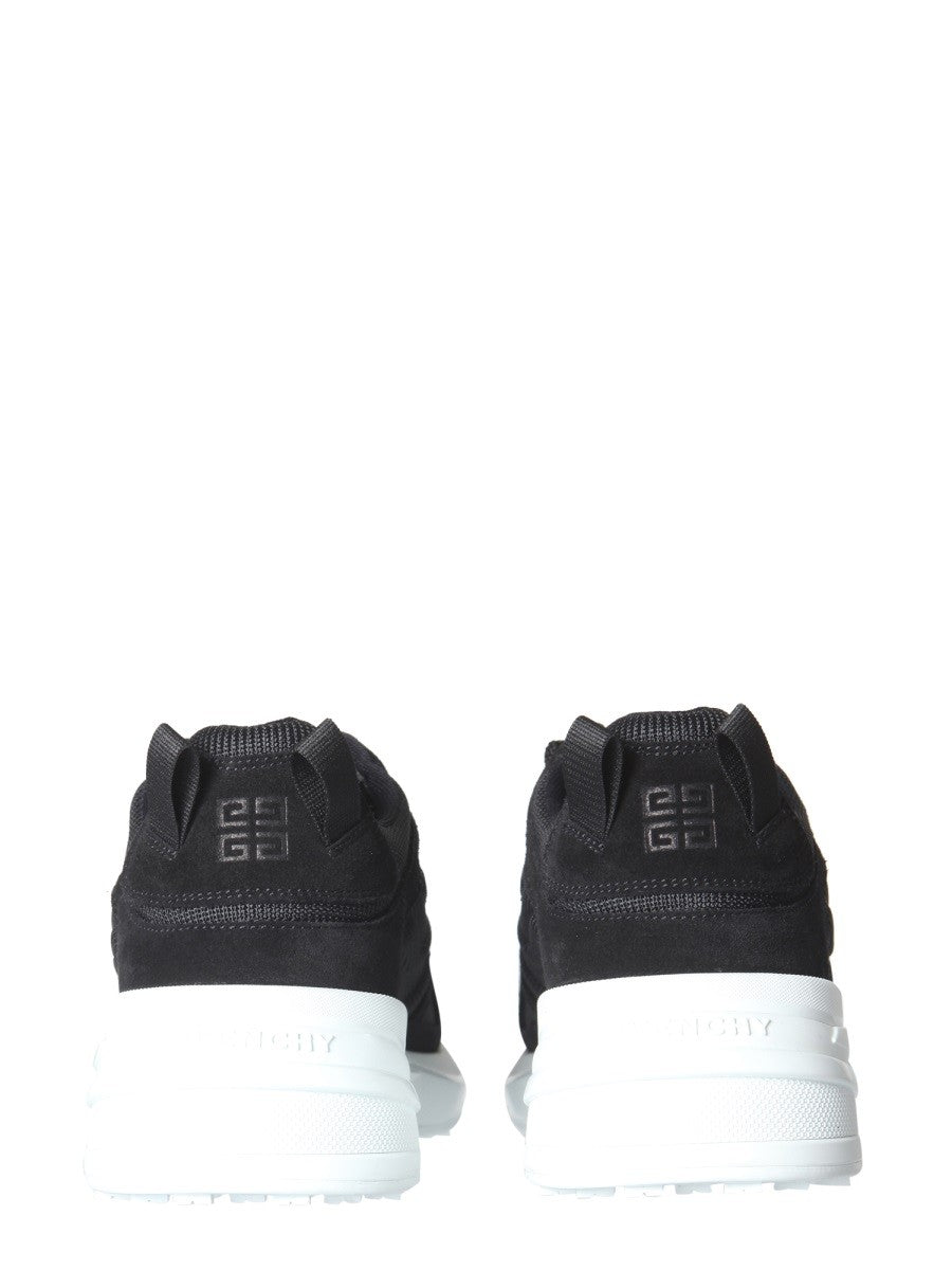 Givenchy - Woman - Black - Sneaker