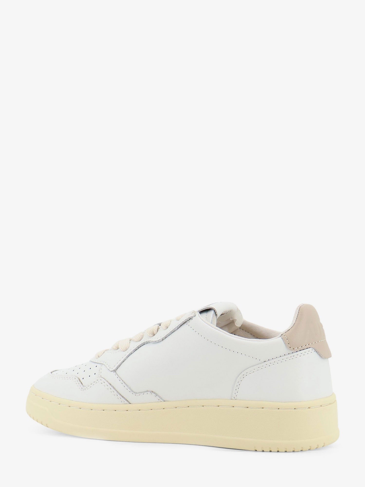 Autry - Woman - White - Sneaker