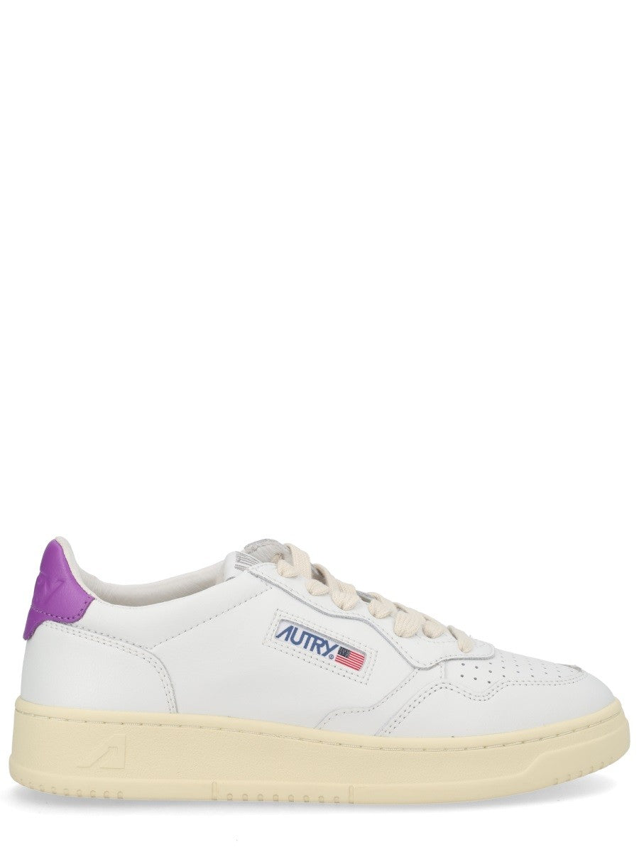 Autry - Woman - White - Sneaker