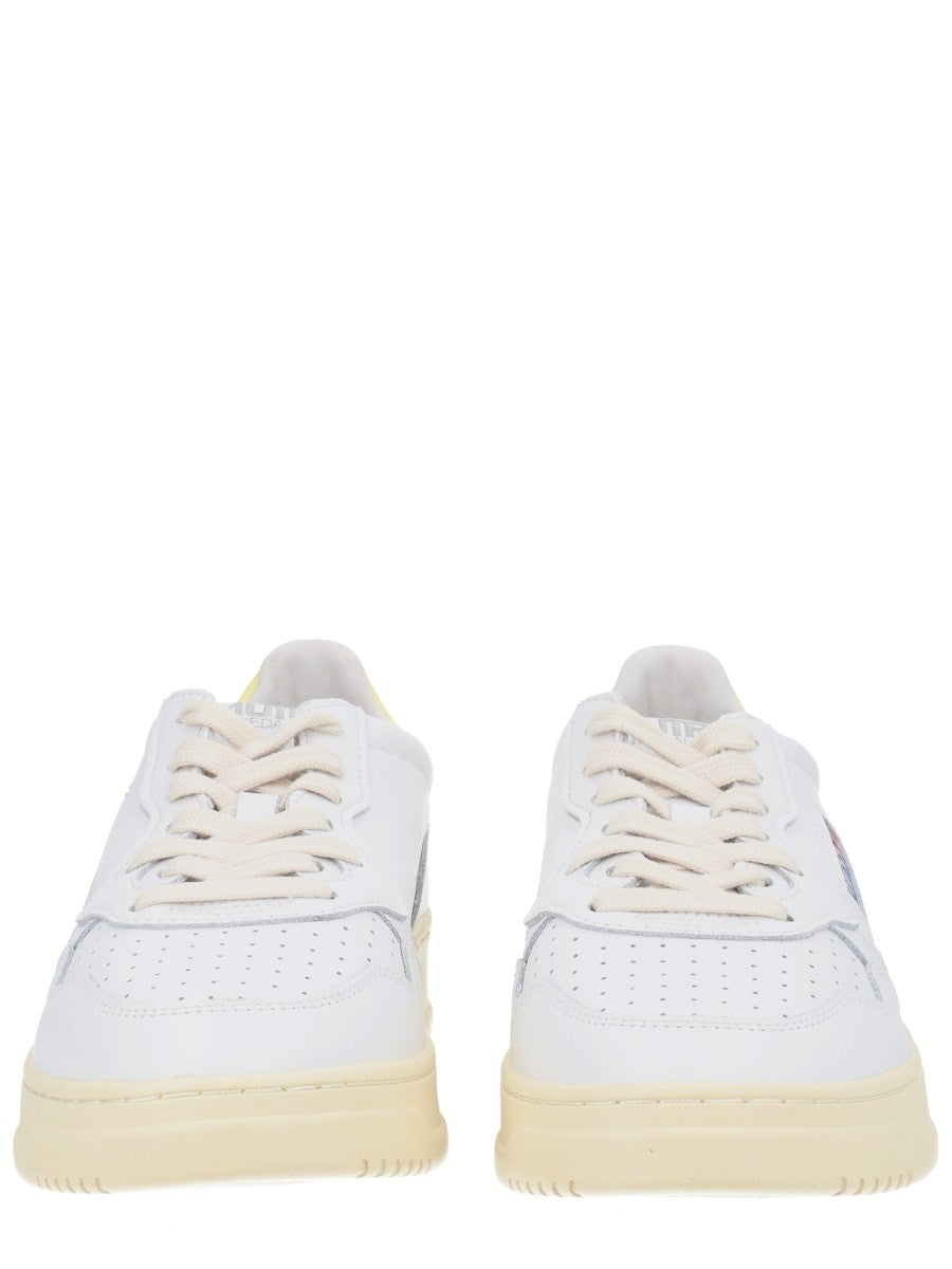Autry - Man - White - Sneaker