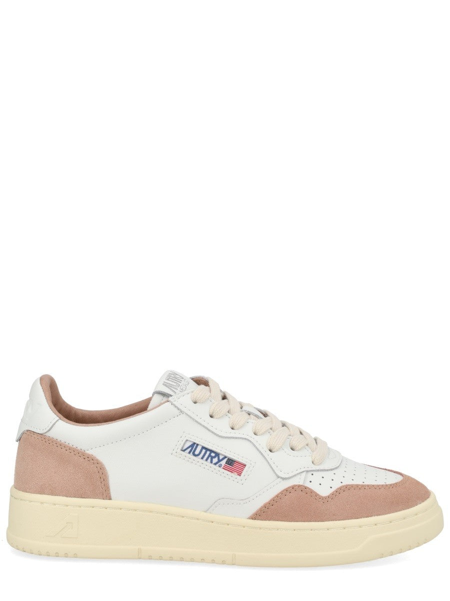 Autry - Woman - White - Sneaker