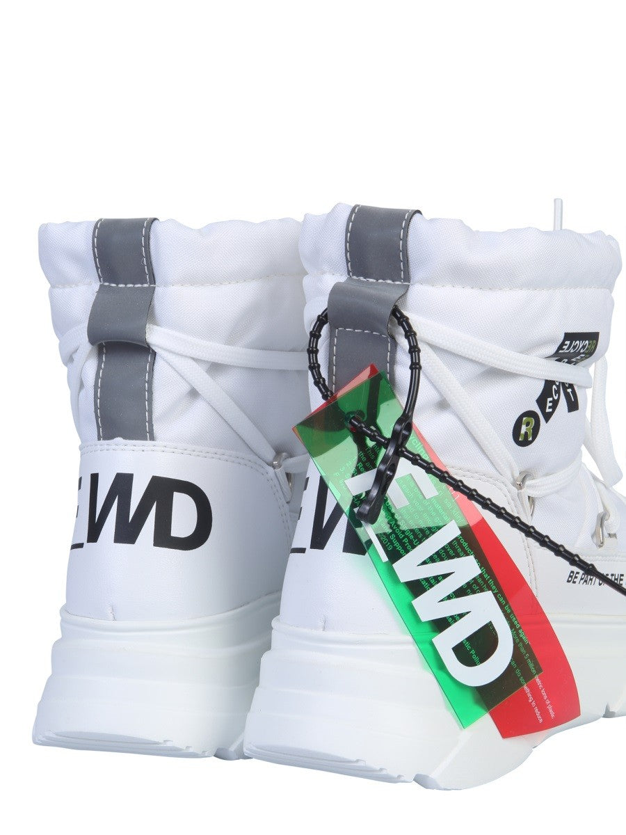 FORWARD - Unisex - White - Boot