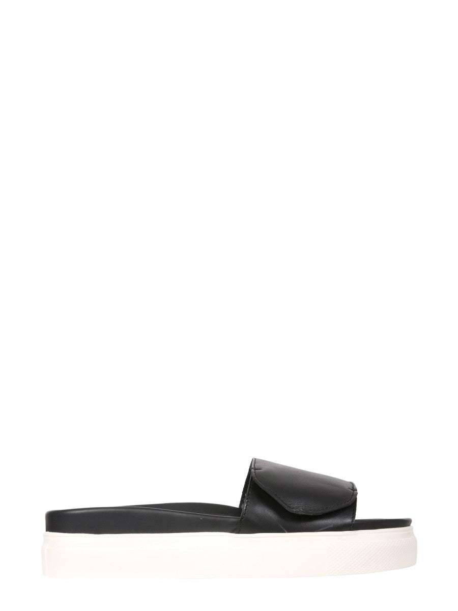 N°21 - Woman - Black - Sandal