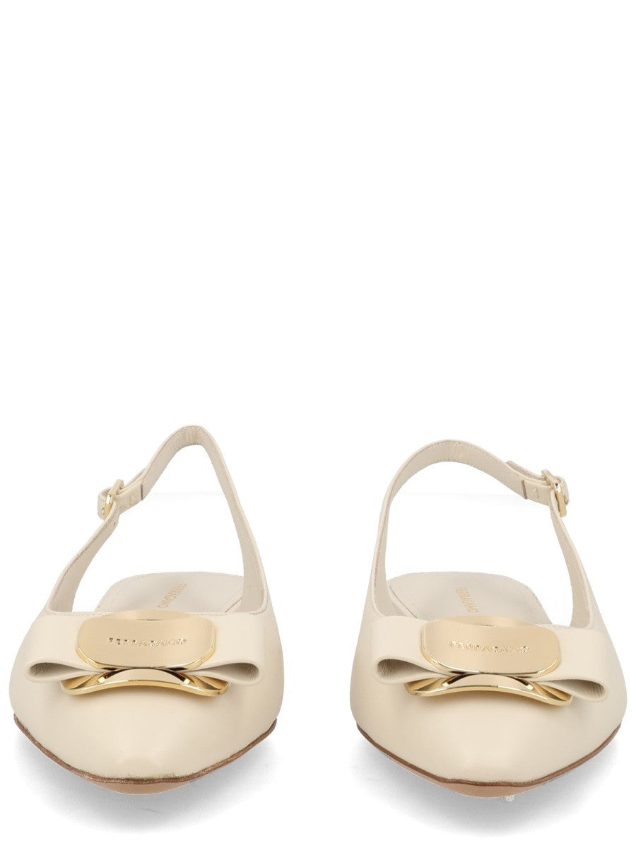 Ferragamo - Woman - Beige - Flat