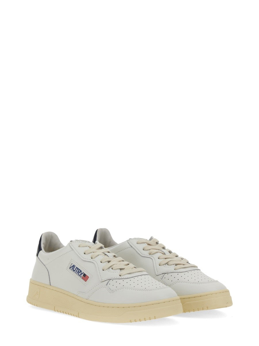 Autry - Man - White - Sneaker