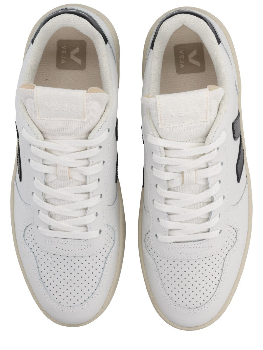 Veja - Man - White - Sneaker