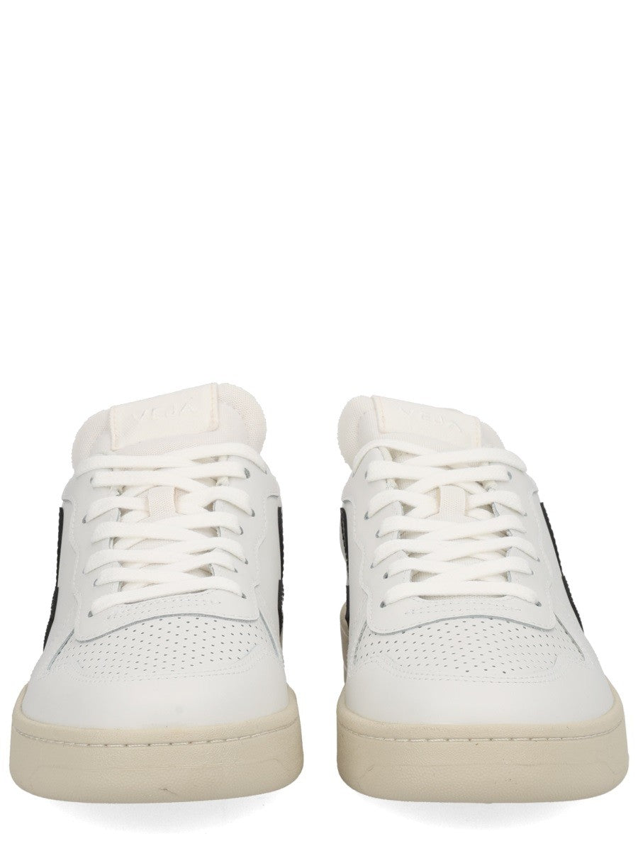 Veja - Man - White - Sneaker