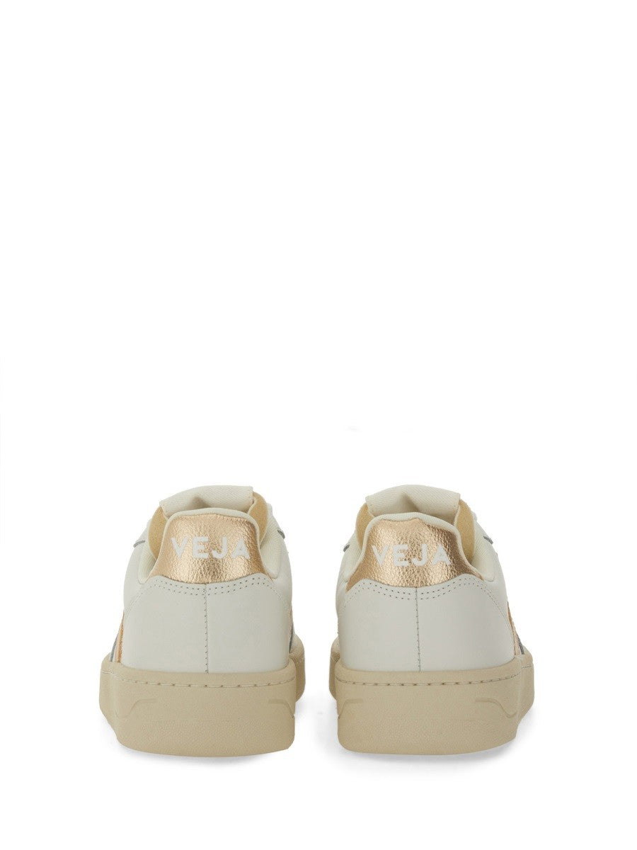 Veja - Woman - White - Sneaker