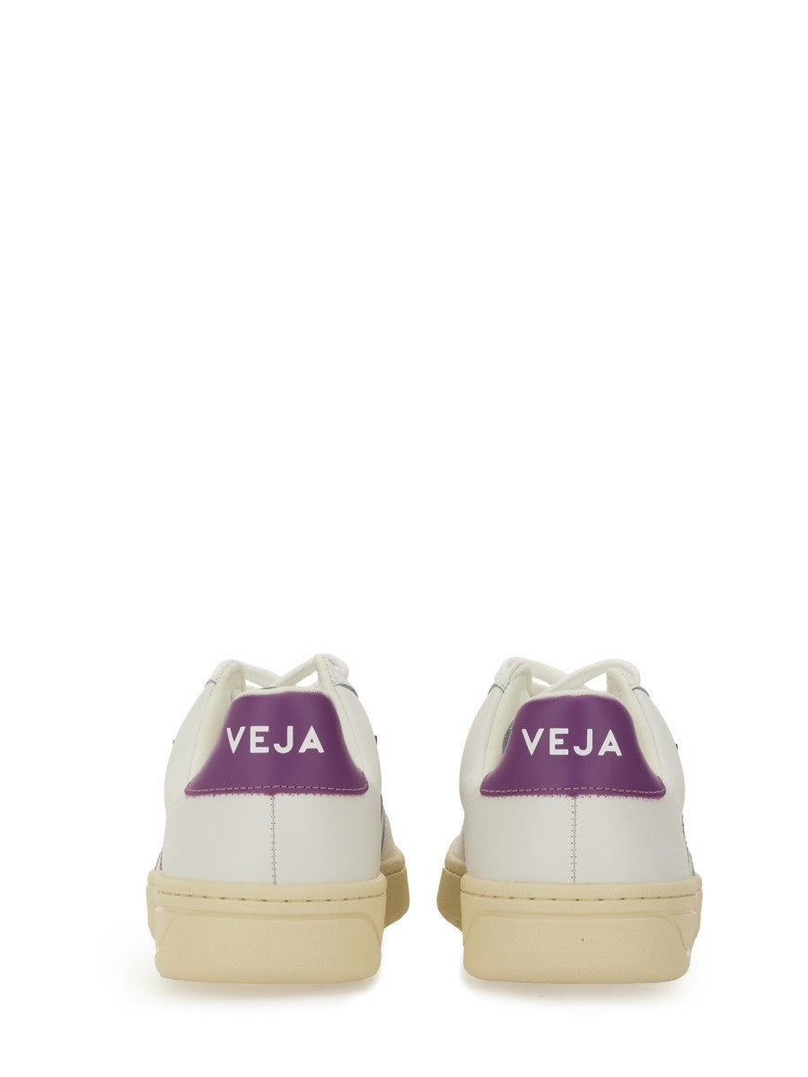 Veja - Woman - White - Sneaker