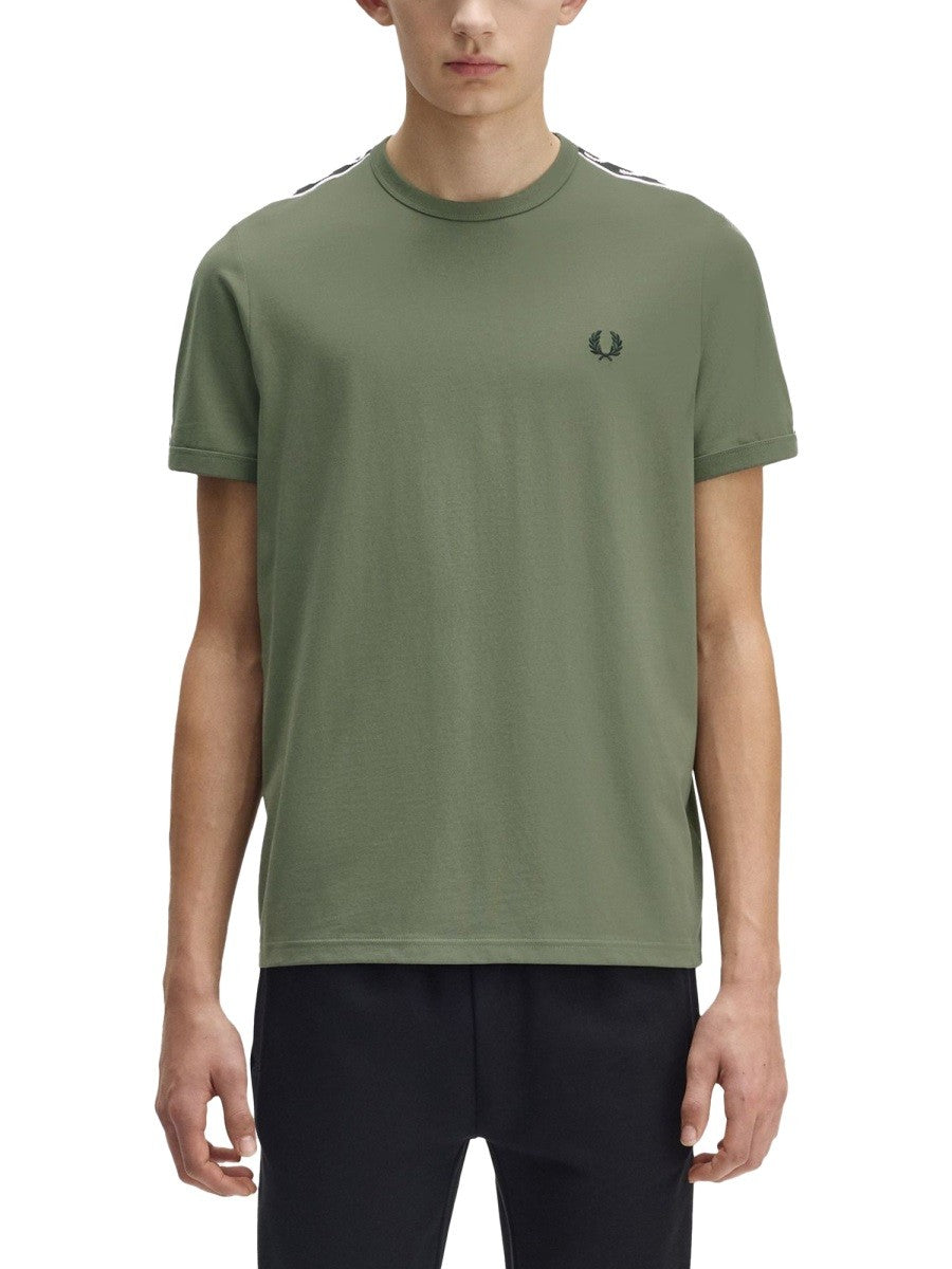 FRED PERRY - Man - Green - T-shirt