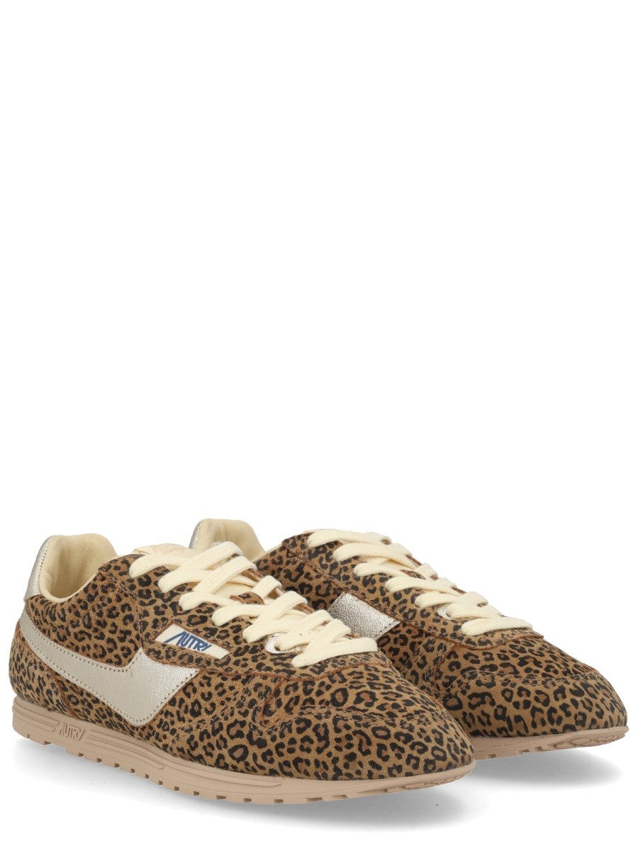 Autry - Woman - Brown - Sneaker