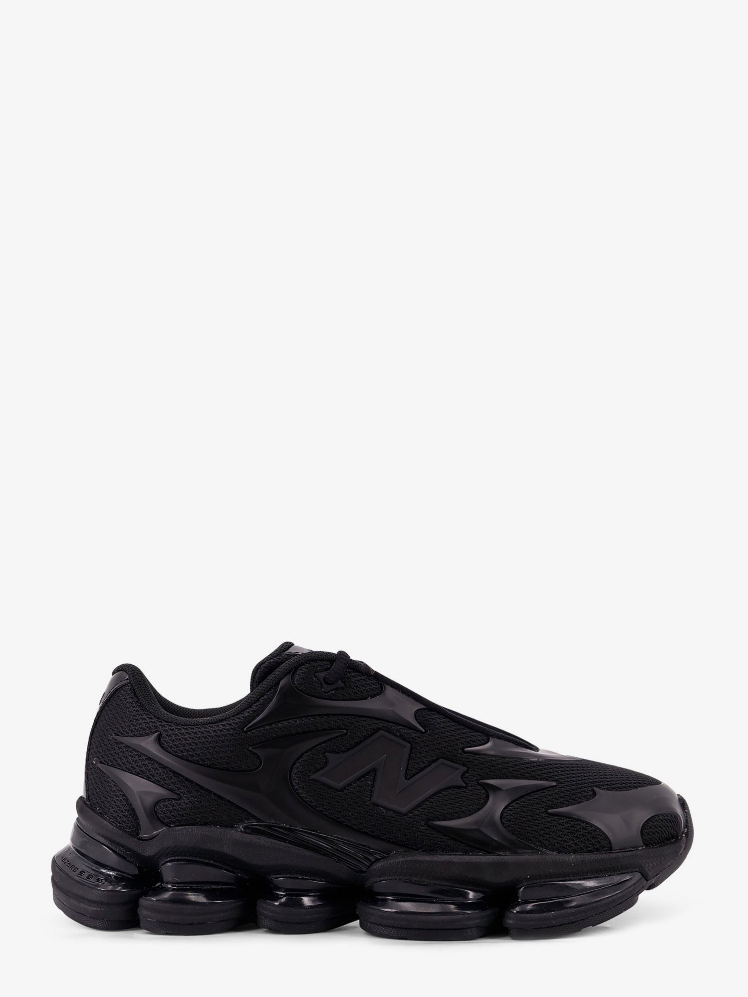 New Balance - Man - Black - Sneaker