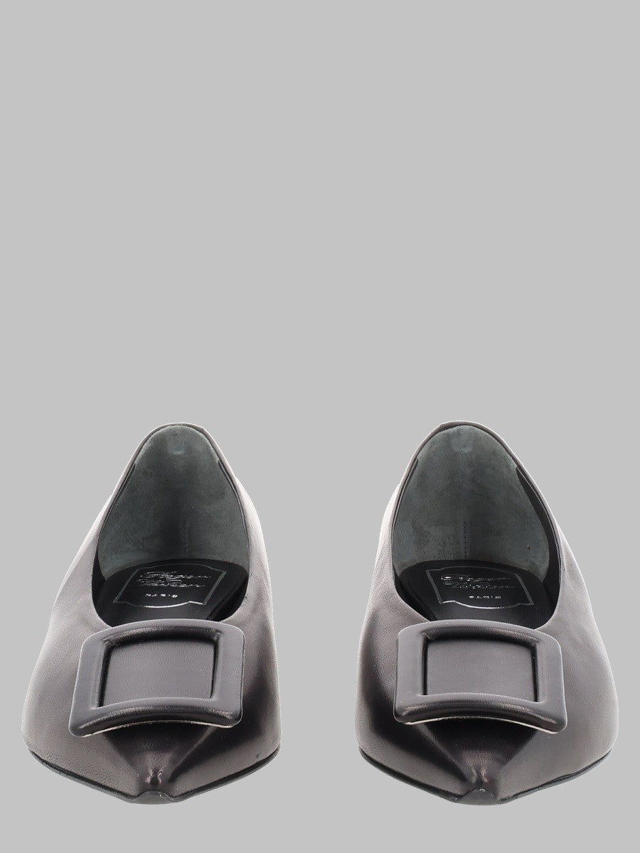ROGER VIVIER - Woman - Black - Flat