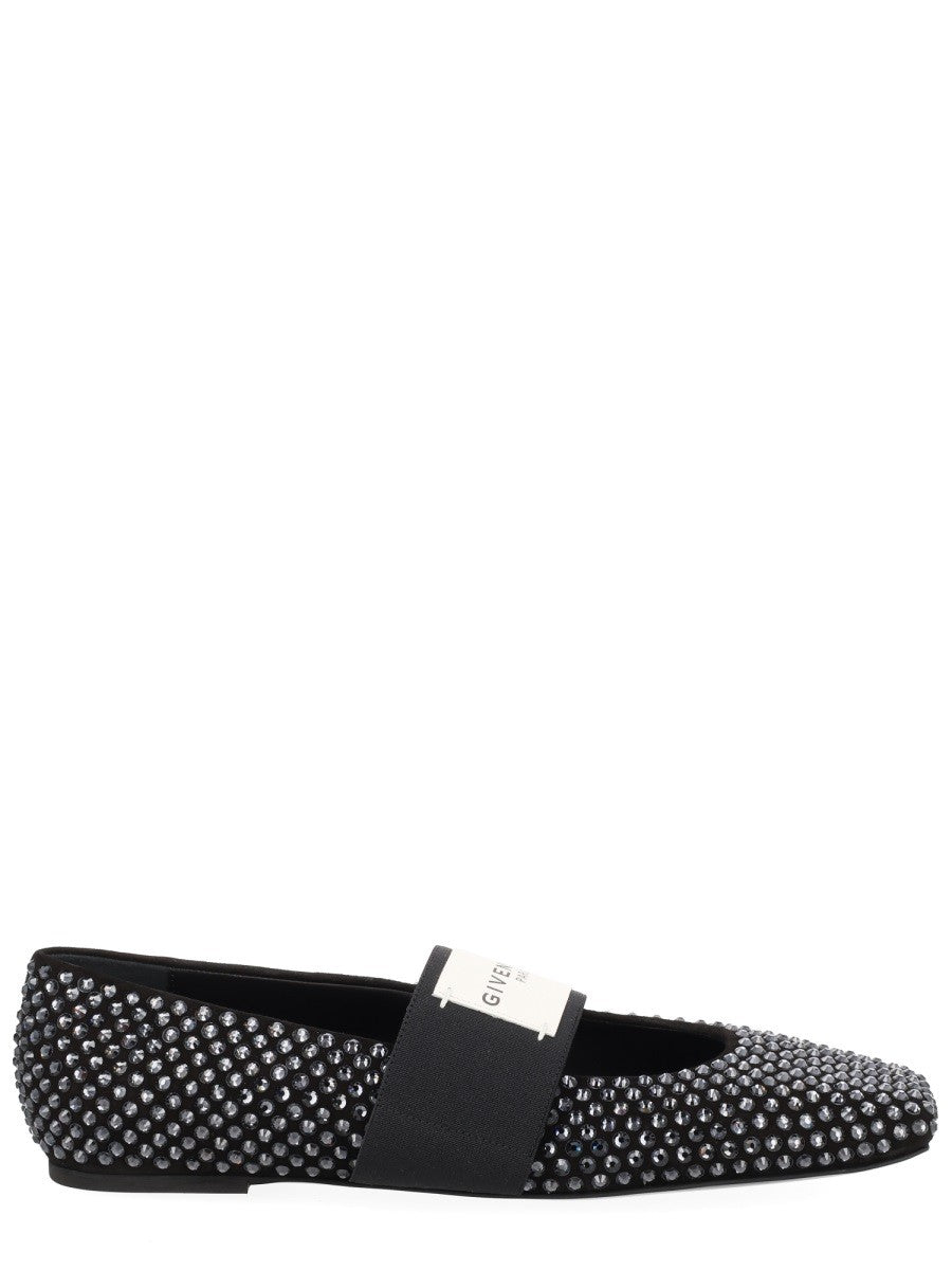Givenchy - Woman - Black - Flat