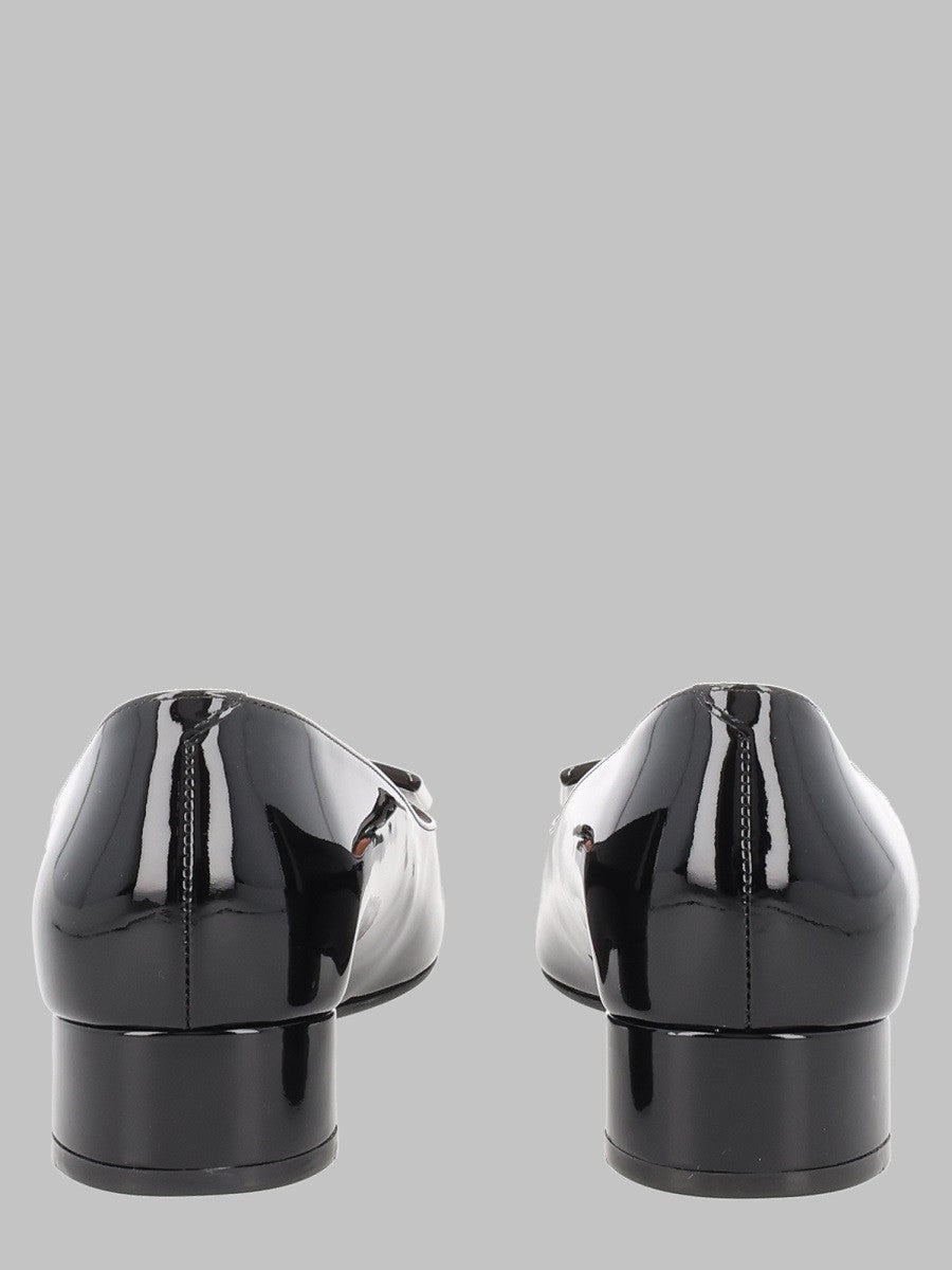 ROGER VIVIER - Woman - Black - Flat