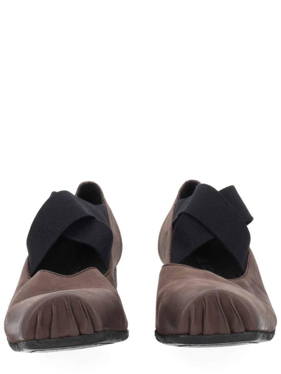 UMA WANG - Woman - Brown - Flat