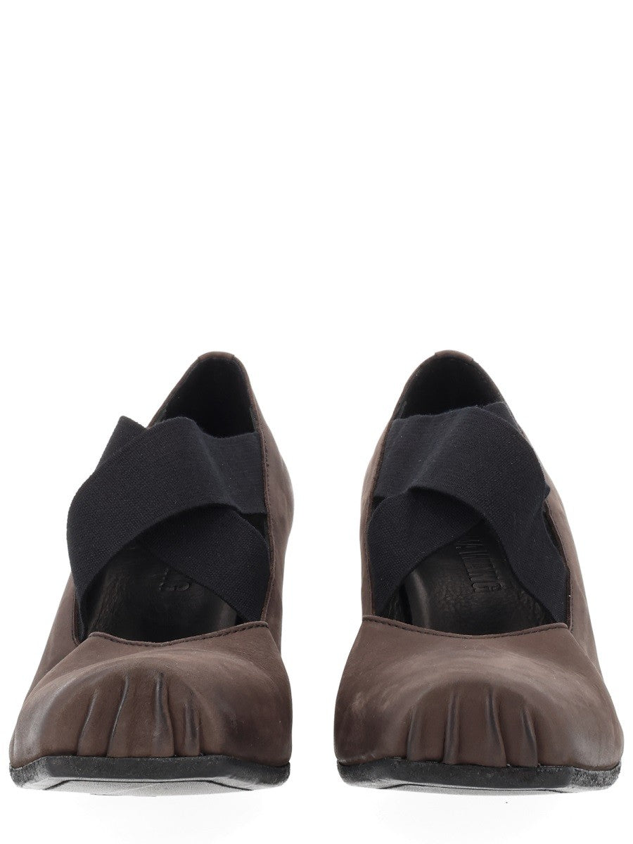 UMA WANG - Woman - Brown - Flat