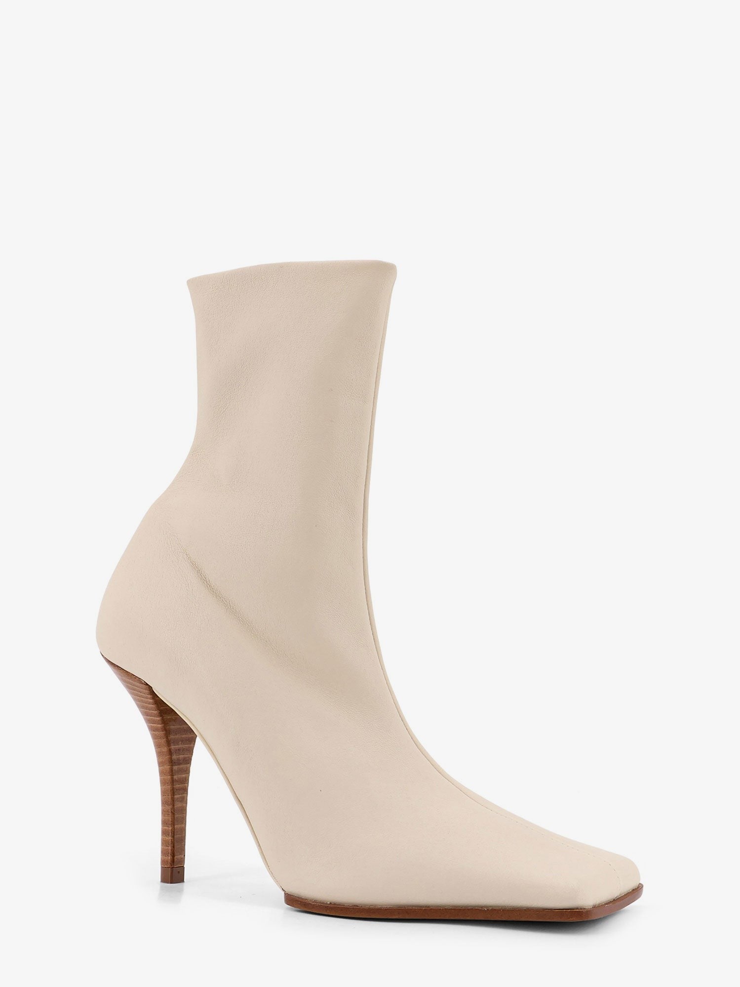 ALAIA - Woman - Beige - Boot