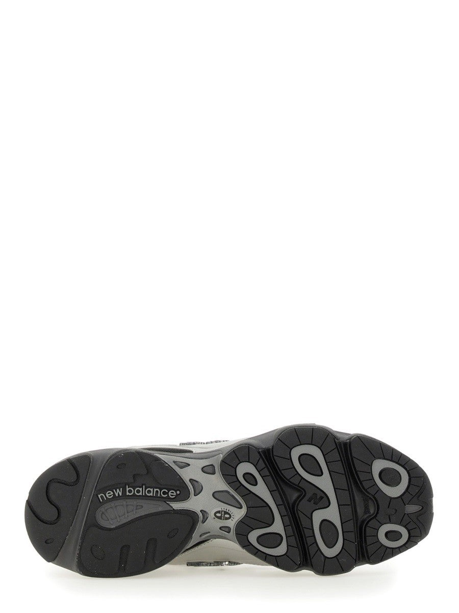 New Balance - Unisex - Silver - Sneaker