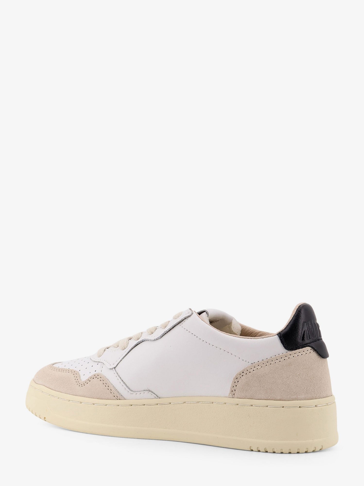 Autry - Woman - Black - Sneaker