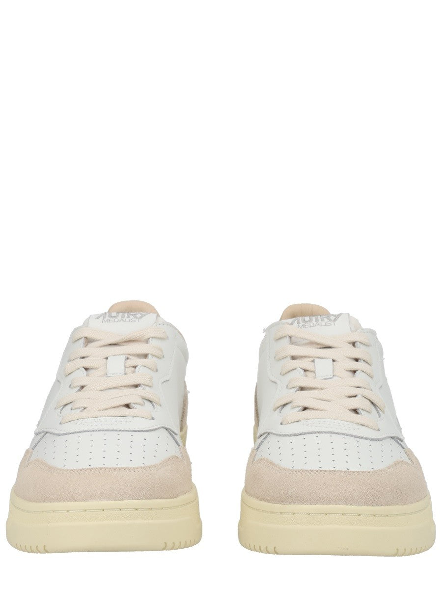 Autry - Man - White - Sneaker