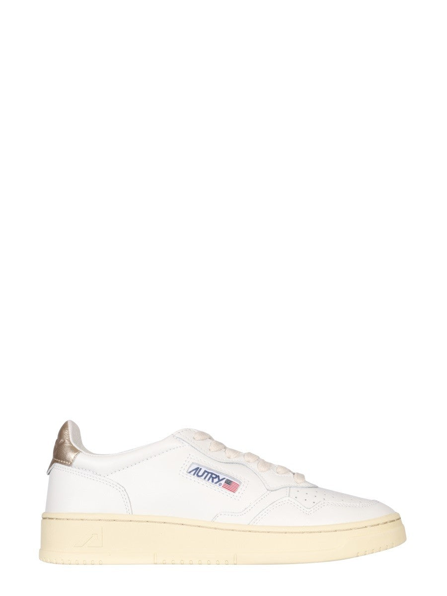 Autry - Woman - White - Sneaker