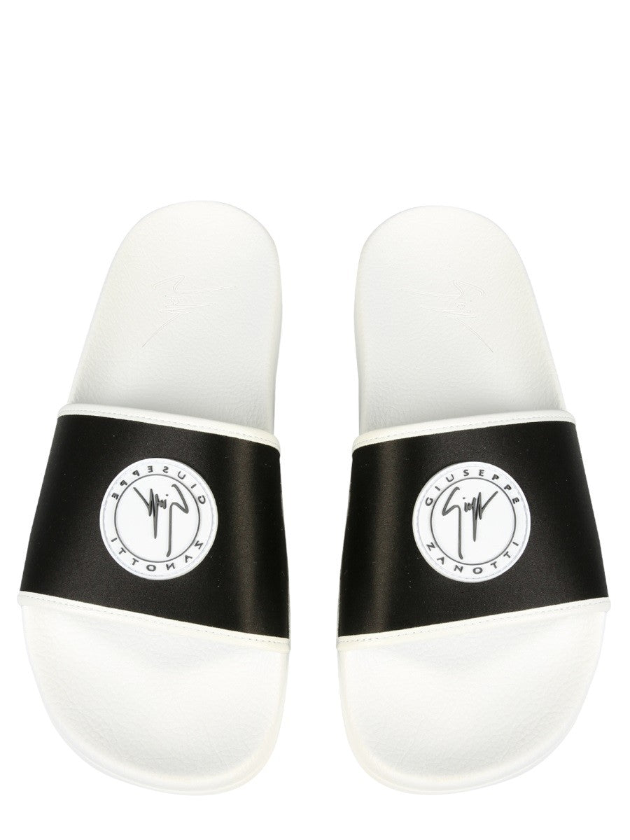 Giuseppe Zanotti - Woman - Black - Sandal