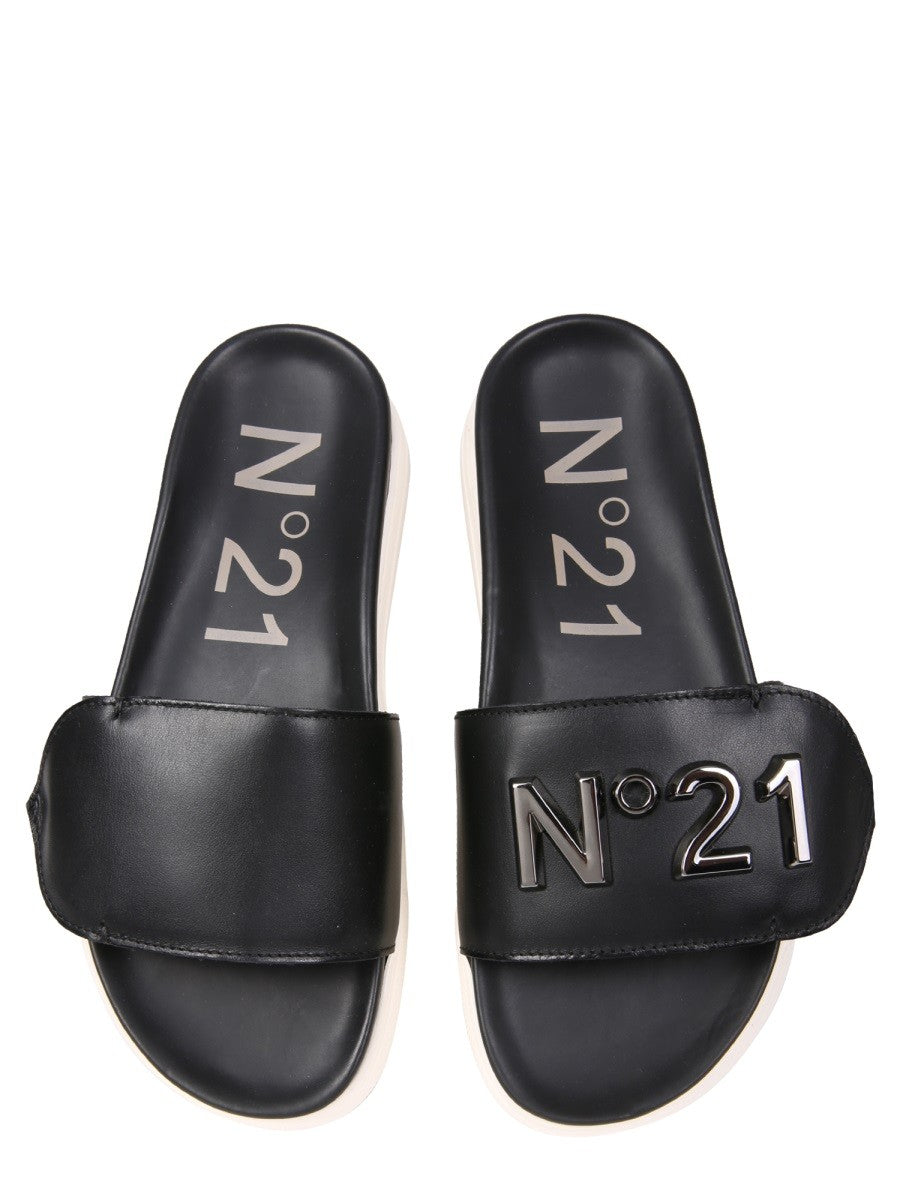 N°21 - Woman - Black - Sandal