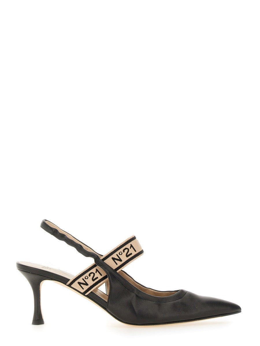 N°21 - Woman - Black - Heel