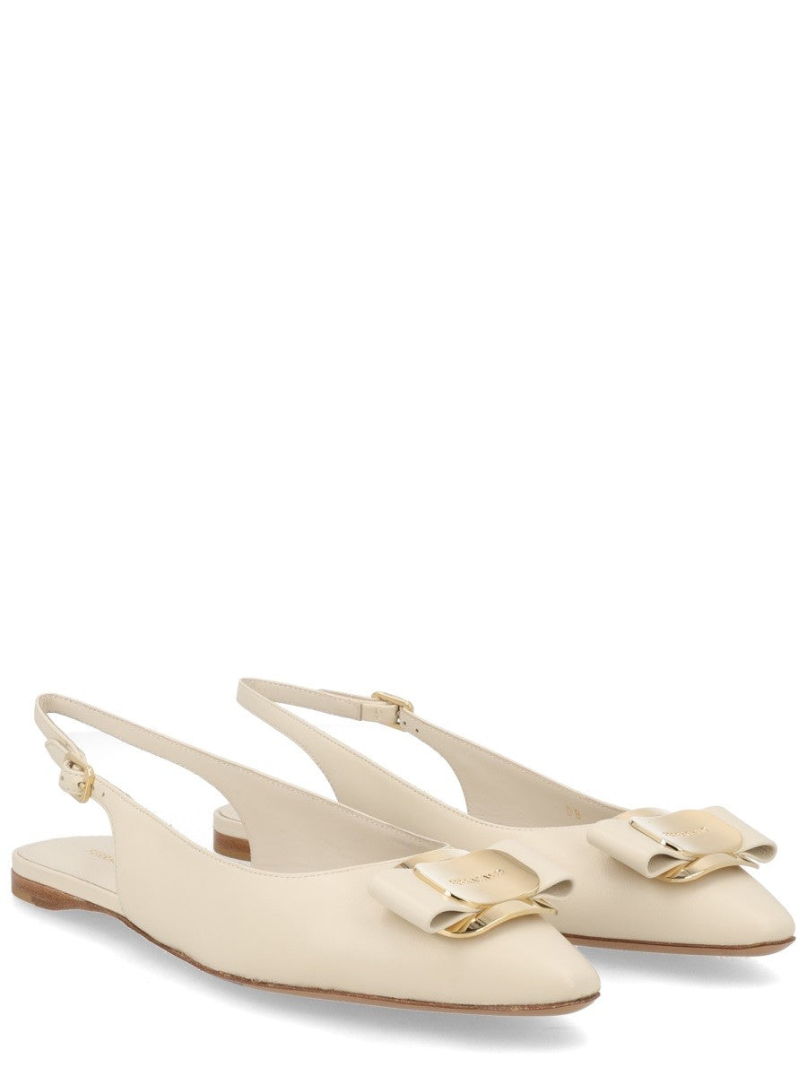 Ferragamo - Woman - Beige - Flat