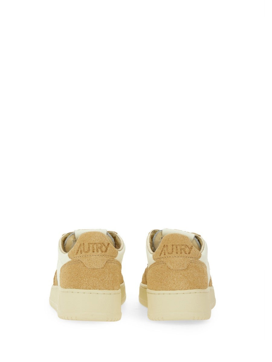 Autry - Woman - Yellow - Sneaker
