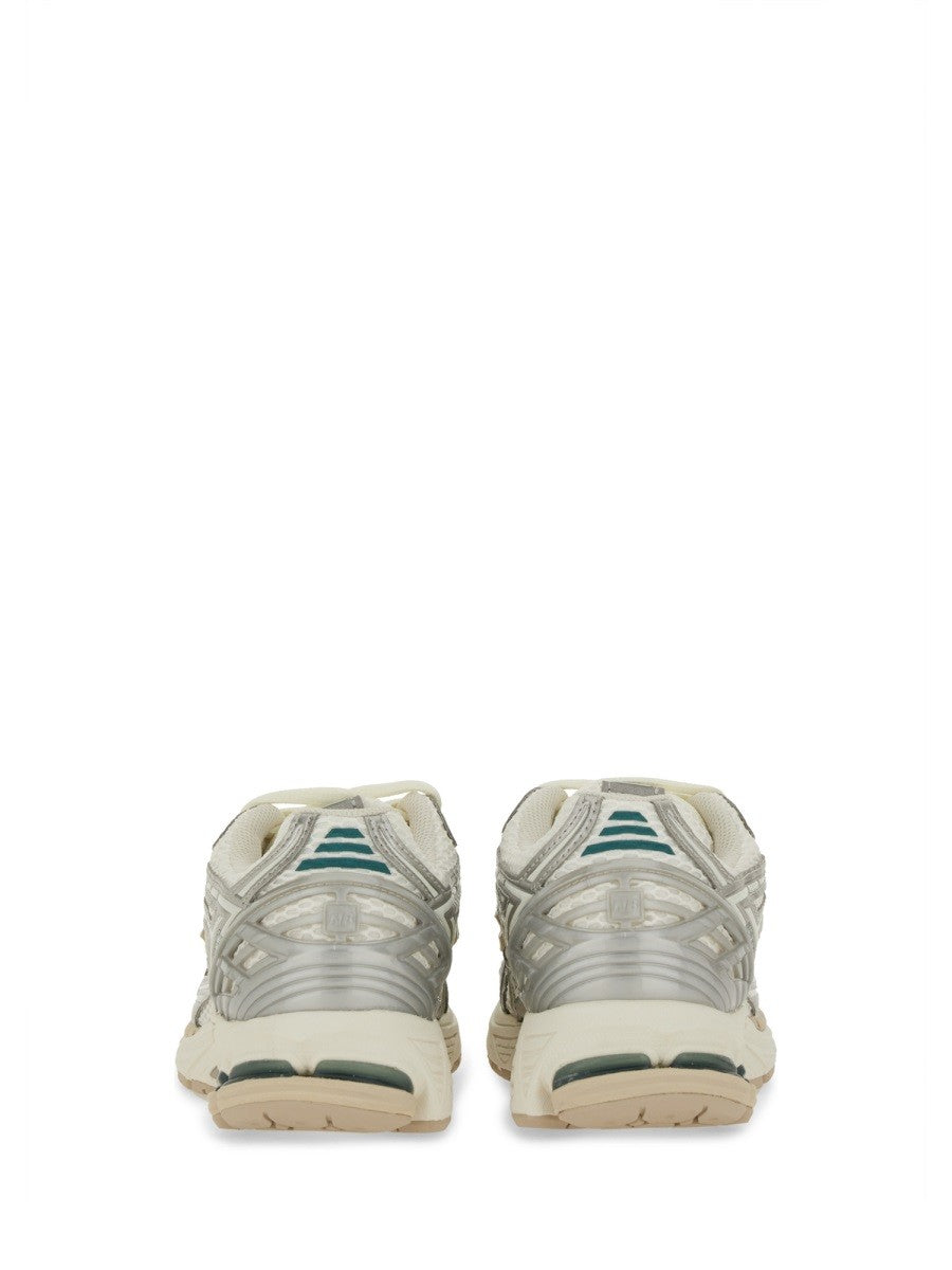 New Balance - Unisex - Silver - Sneaker