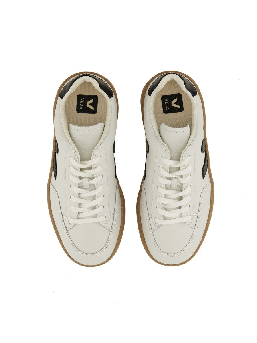 Veja - Man - White - Sneaker
