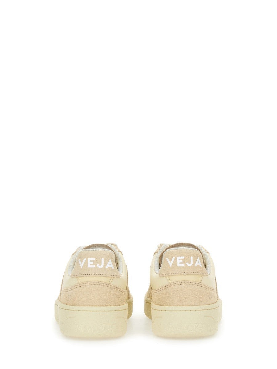 Veja - Woman - White - Sneaker