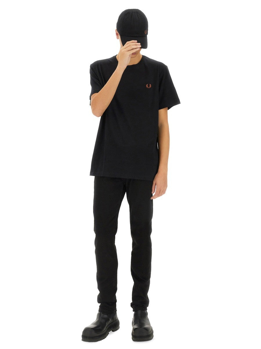 FRED PERRY - Man - Black - T-shirt