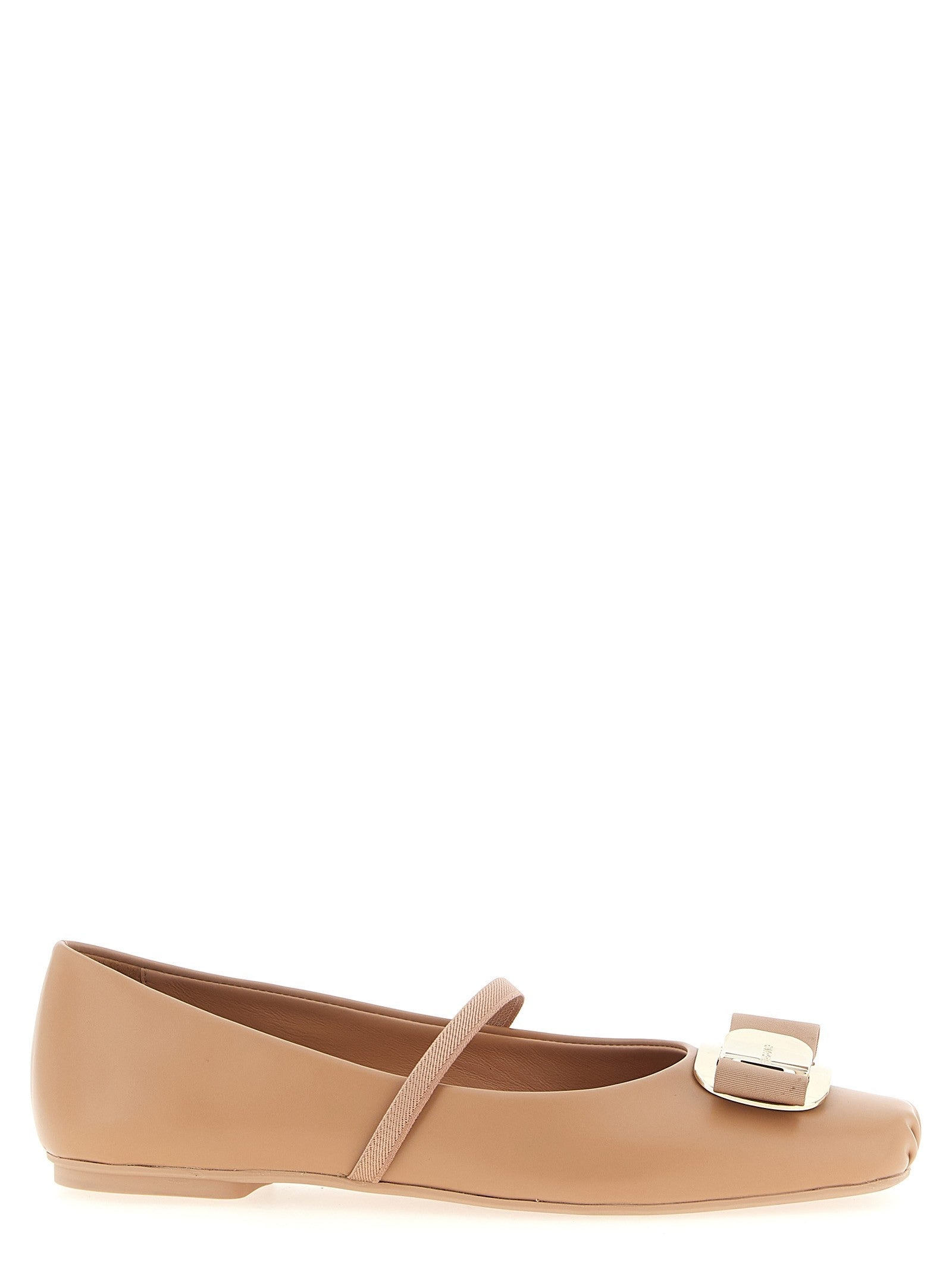 Ferragamo - nan - Black - Flat